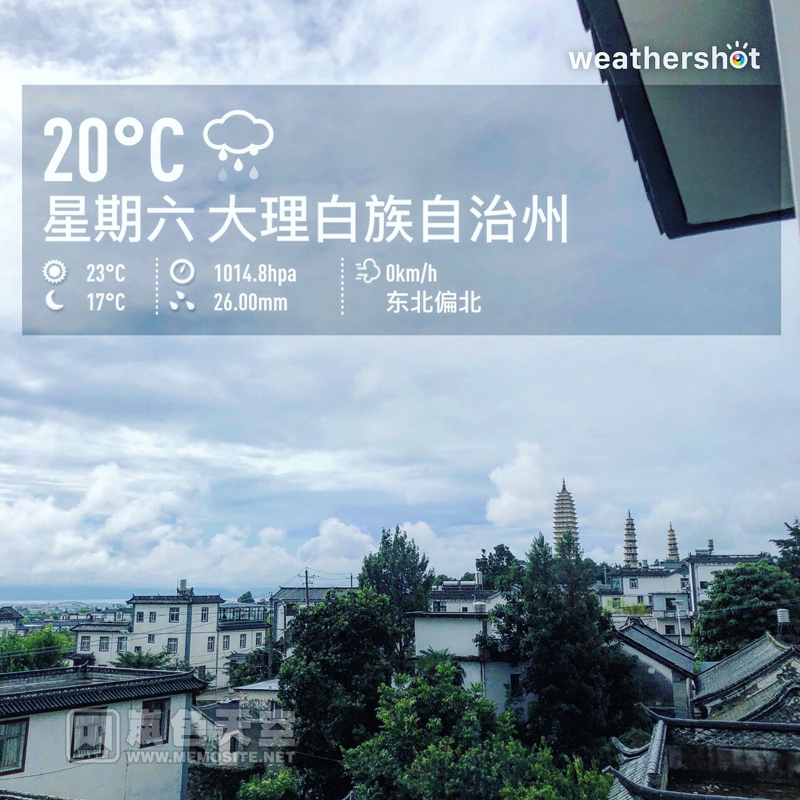 这次我们住在朋友的客栈中,就在三塔旁边,背山望海,很舒爽安静