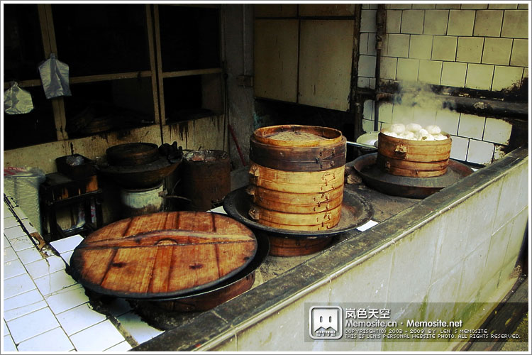 江南的早餐貌似都是以包点为主,这里也不例外,价格可是相当的便宜