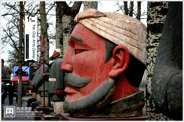 标志之一的户外大型雕塑