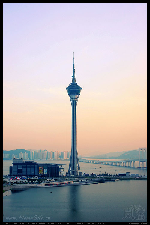 遥望澳门的旅游塔