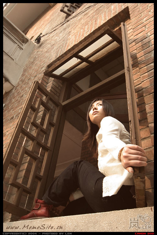 镜头:Sigma 12-24mm F/4 DG EX