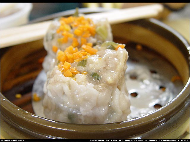 这是干蒸烧卖,平时吃得多啦!